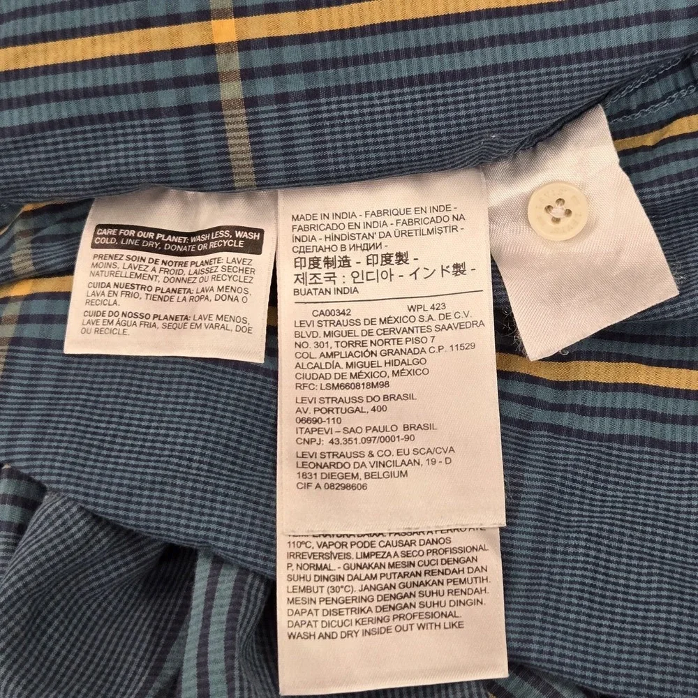 Levi's‎ Men Button Up Shirt L Blue Plaid Casual Standard Long Sleeve Logo